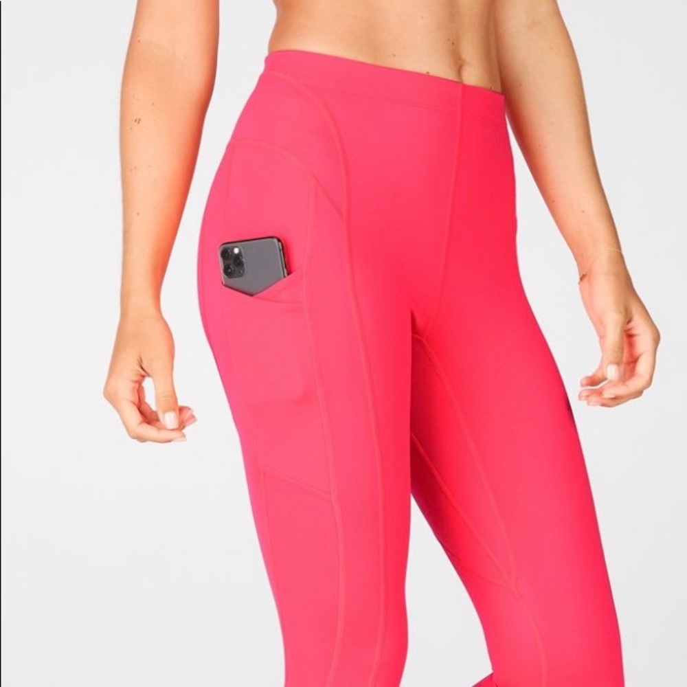 NWOT - Fabletics 365 Powerhold Pocketed Leggings